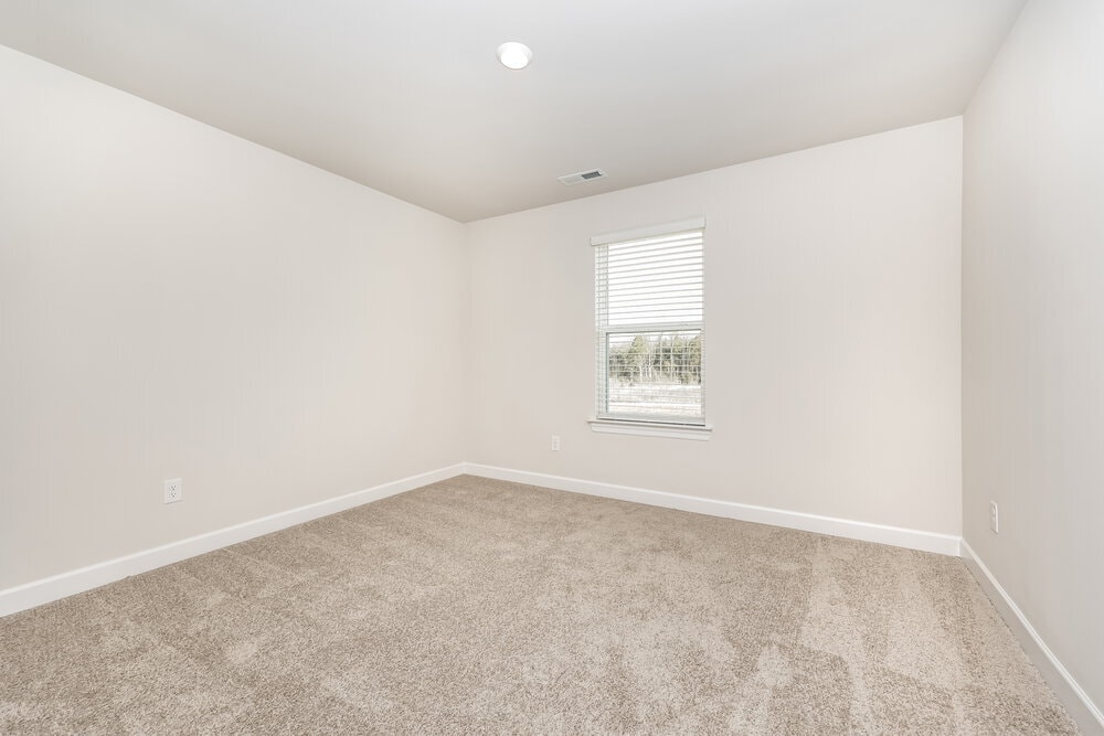 Building Photo - 3325 Quintana Dr