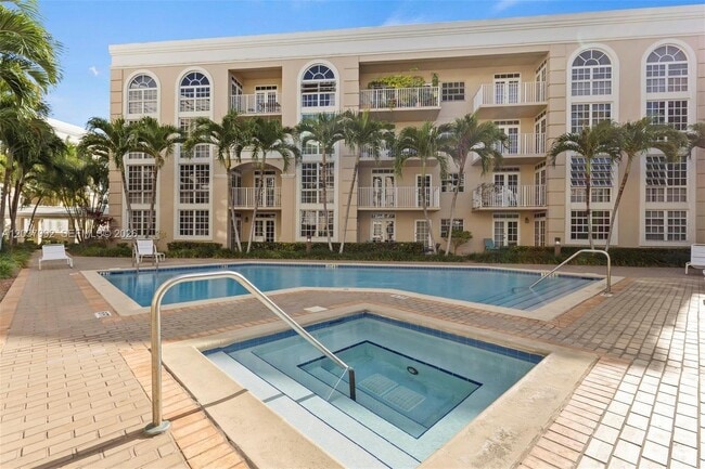 Building Photo - 1280 S Alhambra Cir