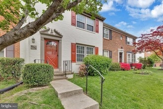 Building Photo - 8529 Lakinhurst Ln
