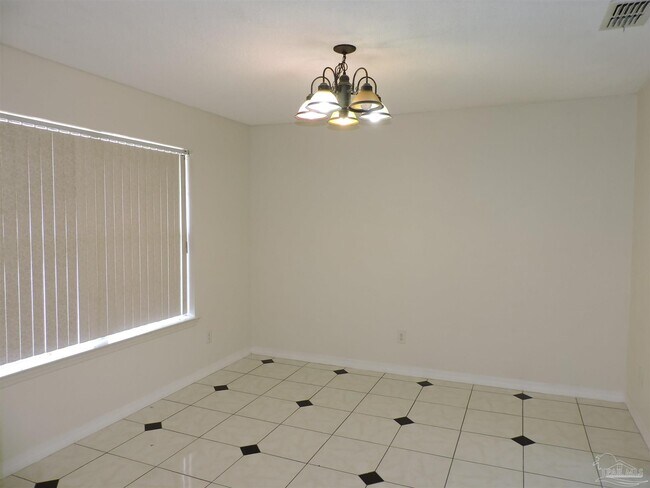 Building Photo - 1781 Silas Cir
