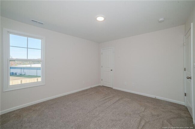 Building Photo - 164 Ziggy Wy