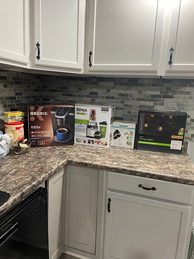 New Appliances - 7853 Mohansic Park Ln
