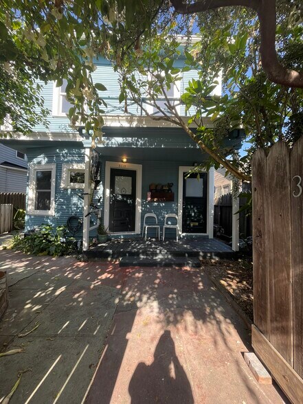 Building Photo - 3110 California St
