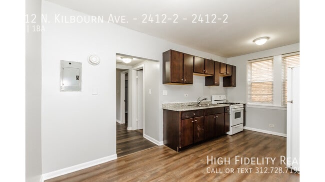 Building Photo - 2412 N Kilbourn Ave