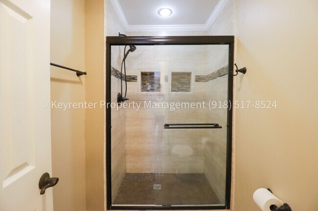 Building Photo - 4 Bed | 3 Bath | 2,659 sqft | Tulsa | Jenks School District