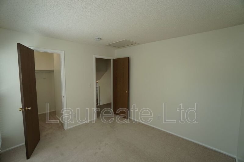 Building Photo - 1155 Fern St