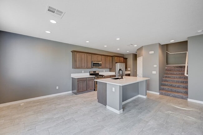 Building Photo - GORGEOUS 4 Bedroom, 2 Story Home located in the SW!