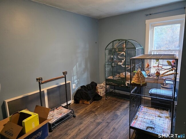 Building Photo - 61 N Shore Rd