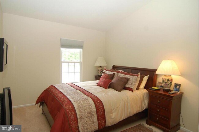 Building Photo - 123 Lazy Hollow Dr