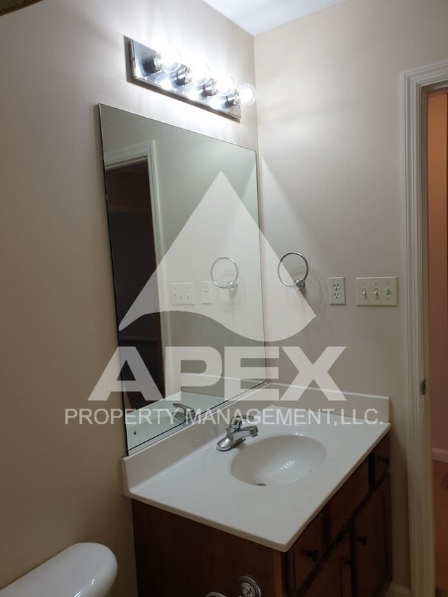 Building Photo - Beautiful 4 Bd/2.5 Ba  Single Family home w/Bonus loft in West Knoxville/Hardin Valley!