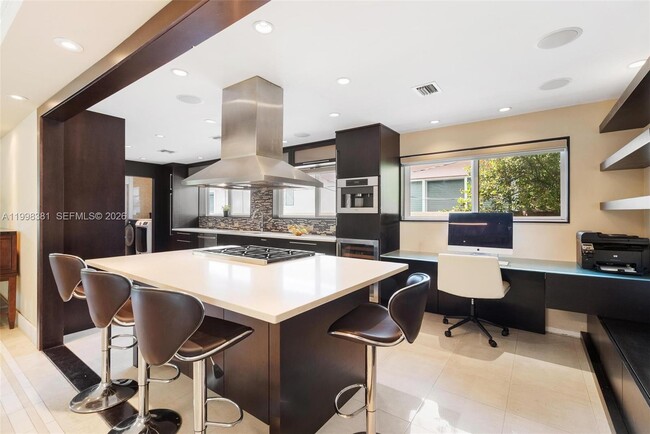 Building Photo - 9141 Abbott Ave