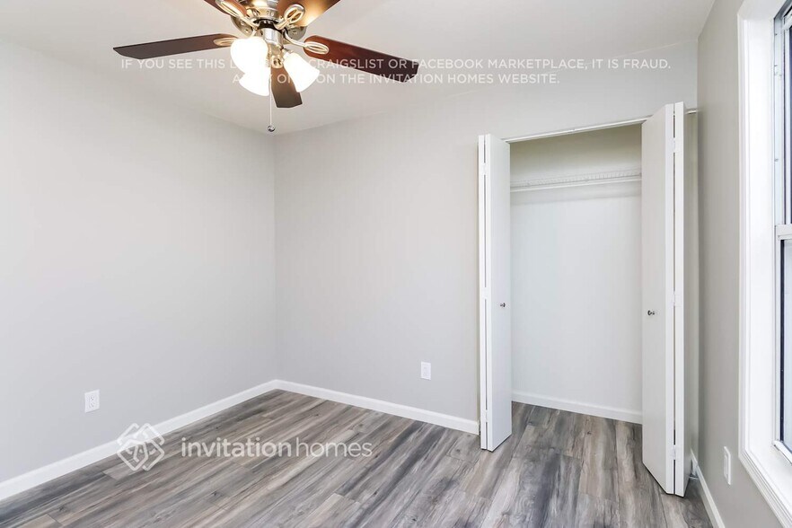 Building Photo - 1128 E Marny Rd