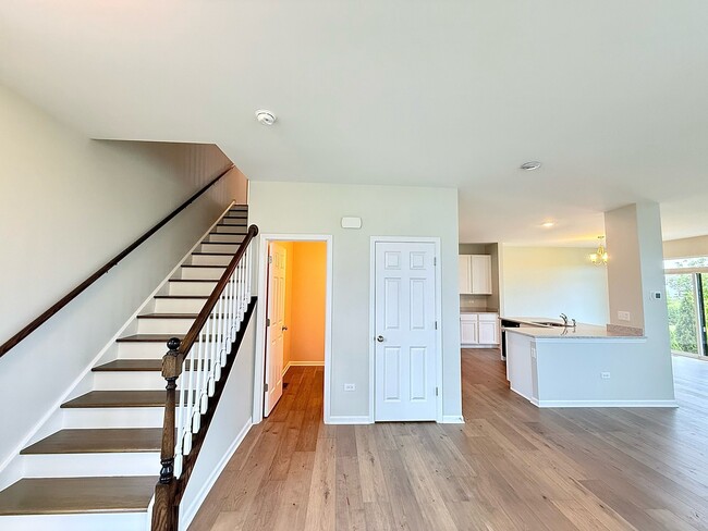 Building Photo - 4216 Chelsea Mnr Cir