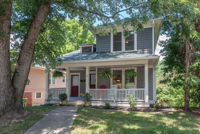 Building Photo - Montford Furnished Rental