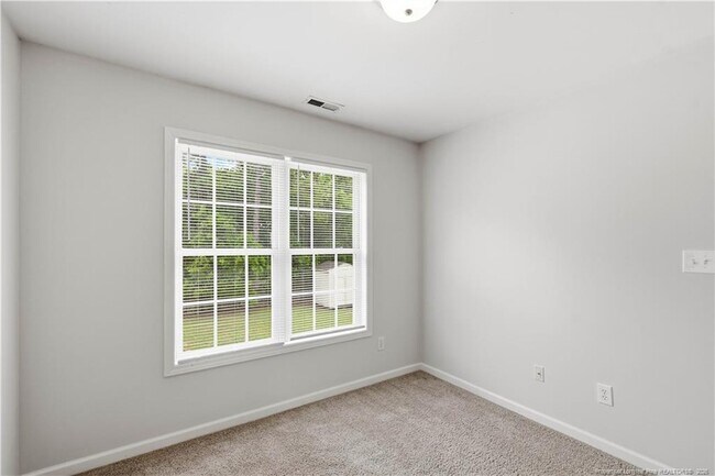 Building Photo - 2305 Gray Goose Loop