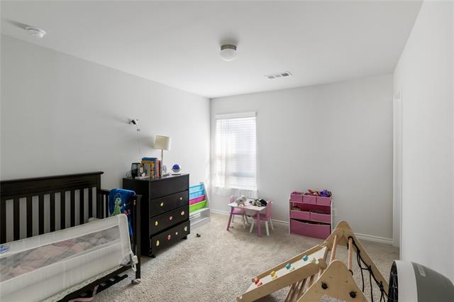 Building Photo - 1425 Tall Pine Way