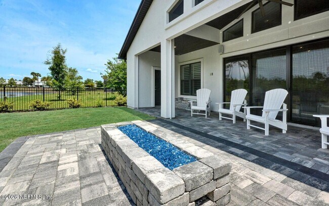 Building Photo - 104 Marquesa Cir