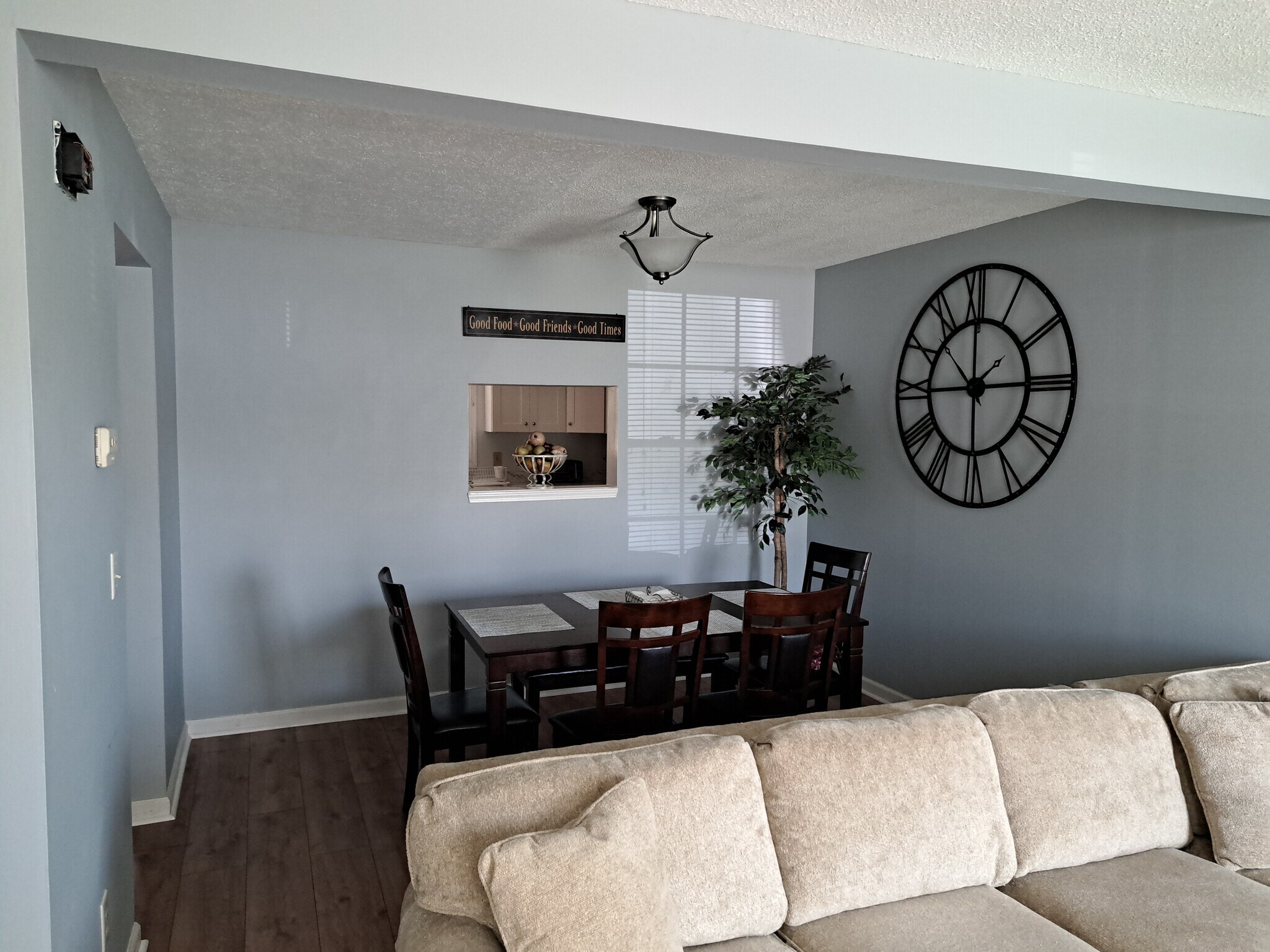 Current dining room - 11044 Watson Dr