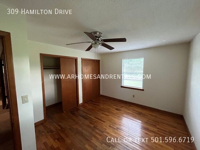 Building Photo - 309 Hamilton Dr