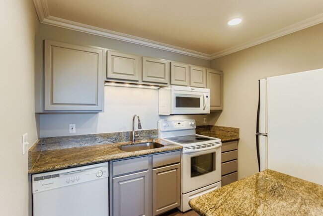 Building Photo - Nicely updated 1 bed 1 bath condo for rent...