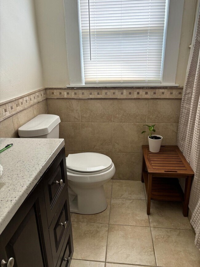 Building Photo - 3501 Maury St