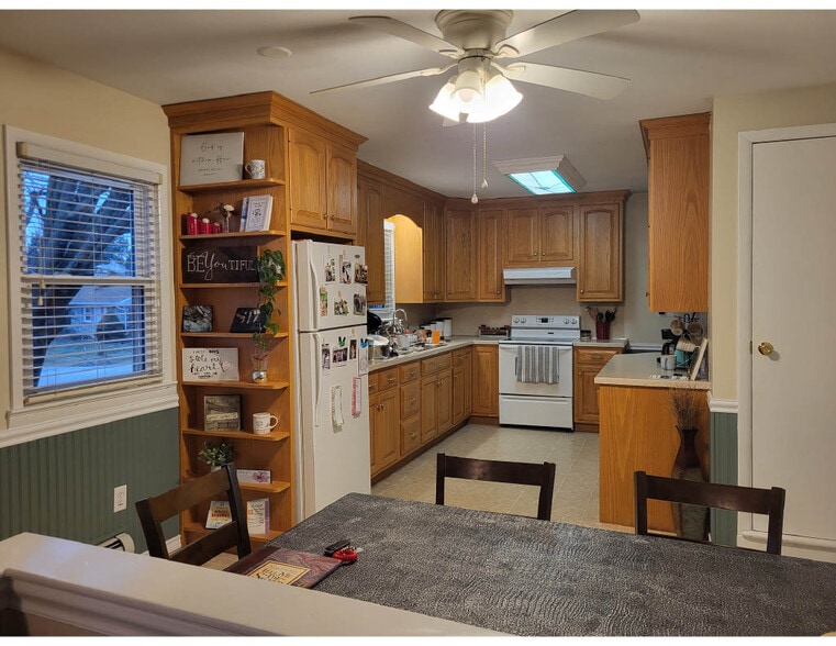 Building Photo - 821 Walnut St