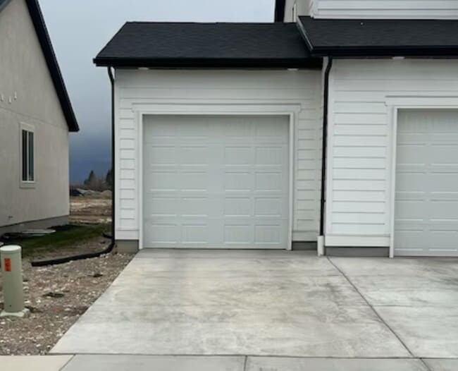 Building Photo - 3511 1180 S