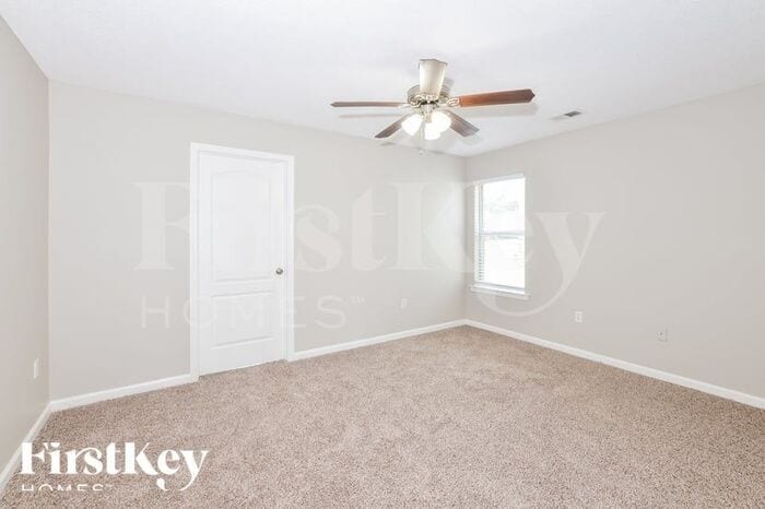 Building Photo - 9194 Conrad Dr