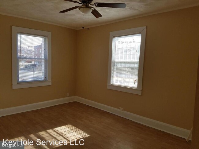 Building Photo - 3 br, 1 bath House - 1 N. Ellamont Street