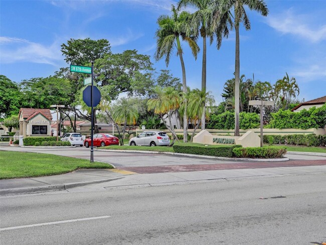Building Photo - 8906 SW 5th Ln