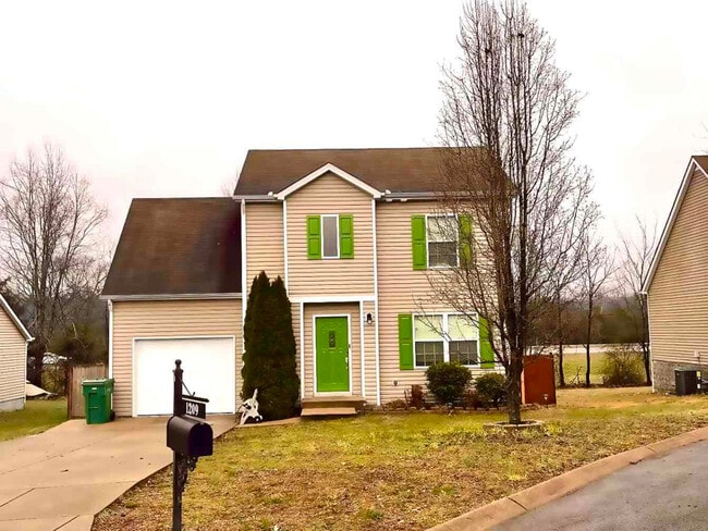 Building Photo - 1209 Woodall Rd