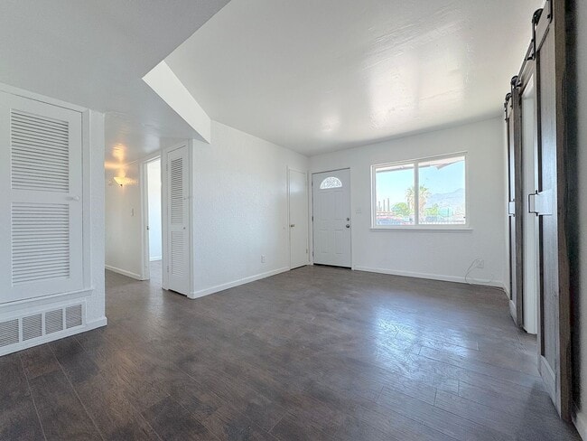 Building Photo - Northeast El Paso 4 Bed Refrig A/C