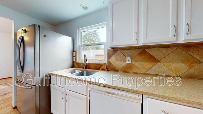 Building Photo - 5349 Ashton Rd