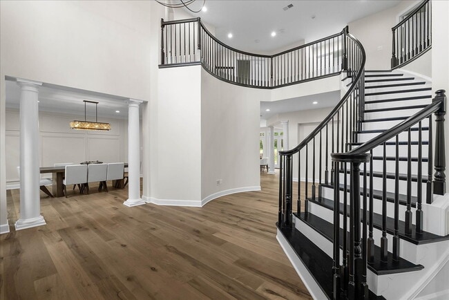 Building Photo - Your New Home Awaits