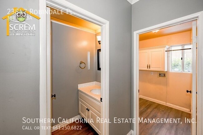 Building Photo - 23847 Robindale Pl