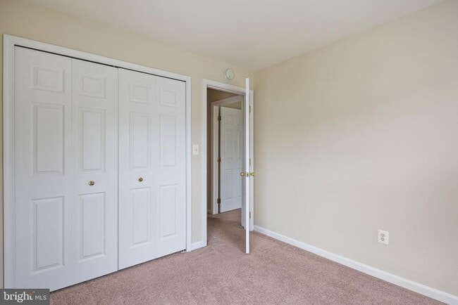 Building Photo - 6294 Wild Swan Way