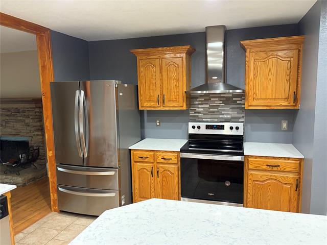 Building Photo - 2229 Birch Dr