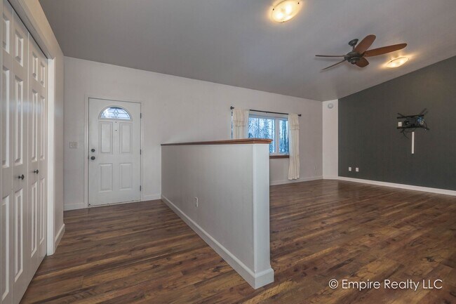 Building Photo - 4 BD Single Family Home in North Pole