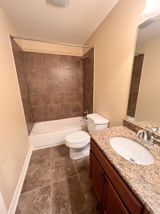 Building Photo - Savannah Place in South Bossier