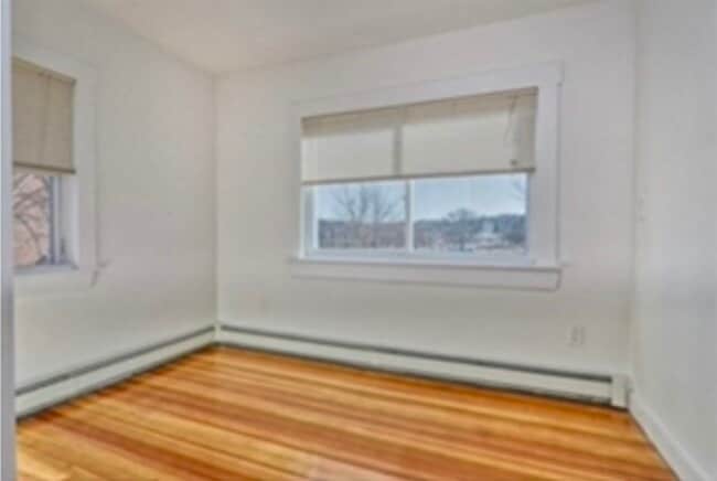 Building Photo - 12 Armory St