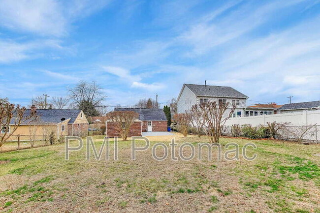 Building Photo - 12609 Holdridge Rd