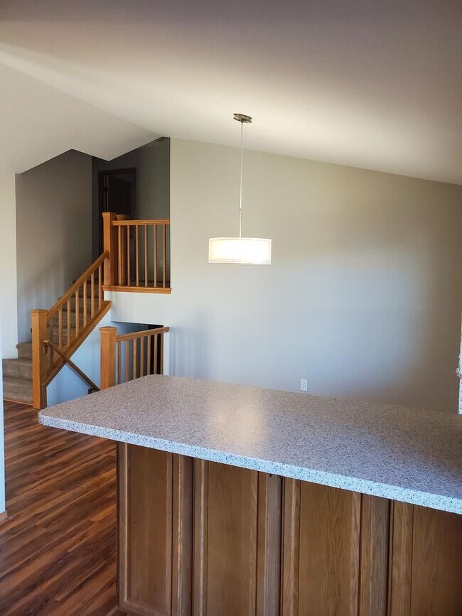 Building Photo - Outstanding Single Family Home in Bel aire