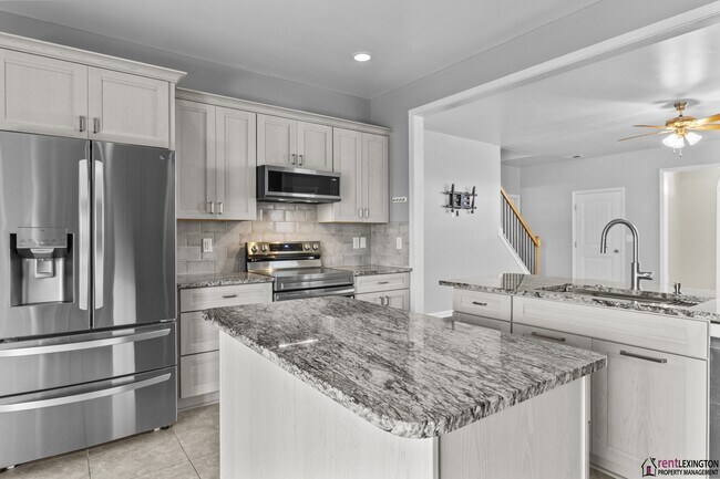 Building Photo - 111 High Hope Ln