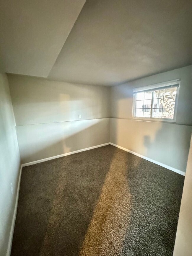 Building Photo - Lovely 3 bedroom+ Office in Widefield