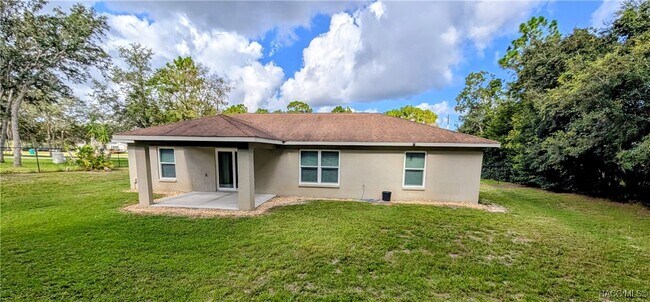 Building Photo - 1215 S Rock Crusher Rd