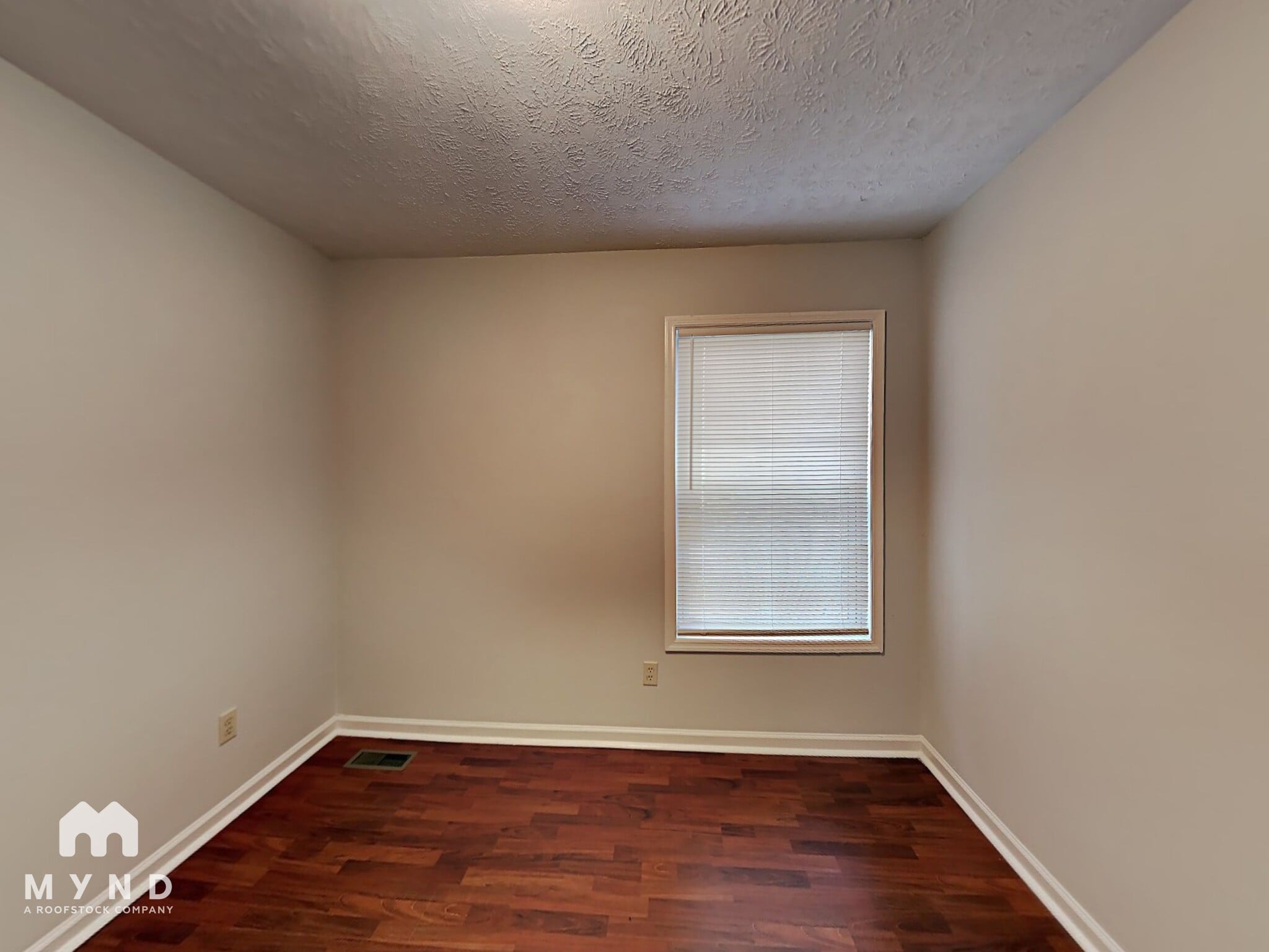Building Photo - 4832 Wyndam Dr