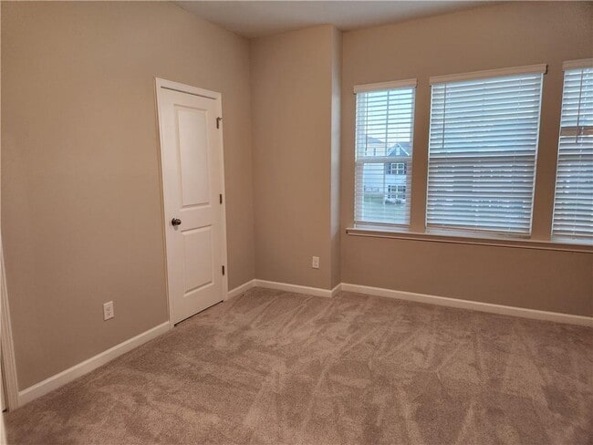 Building Photo - 3417 Park Pointe Cir