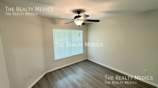 Building Photo - 8147 Cozumel Ln