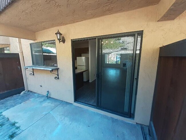 Building Photo - 10267 Black Mountain Rd