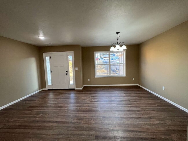 Building Photo - 145 Bald Cypress Ct